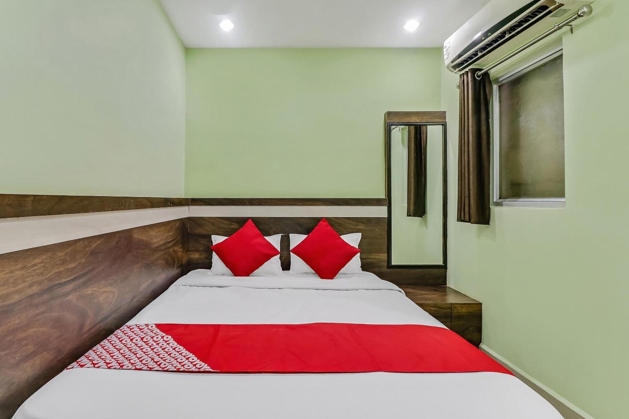 Super Hotel O Royal Raj Nandgaon Екстериор снимка